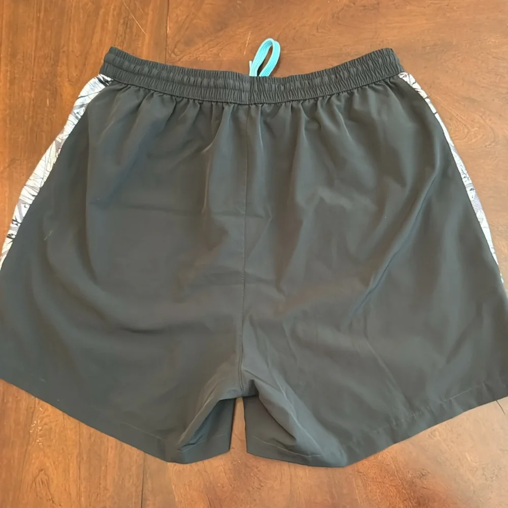 Orange Theory Running Shorts

Rare Multi Color

Brand New - Picture 2 of 4